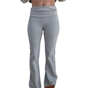 OQQ Light Gray Fold-Over Pants Flare Leg Butt Lifting Leggings NEW MEDIUM